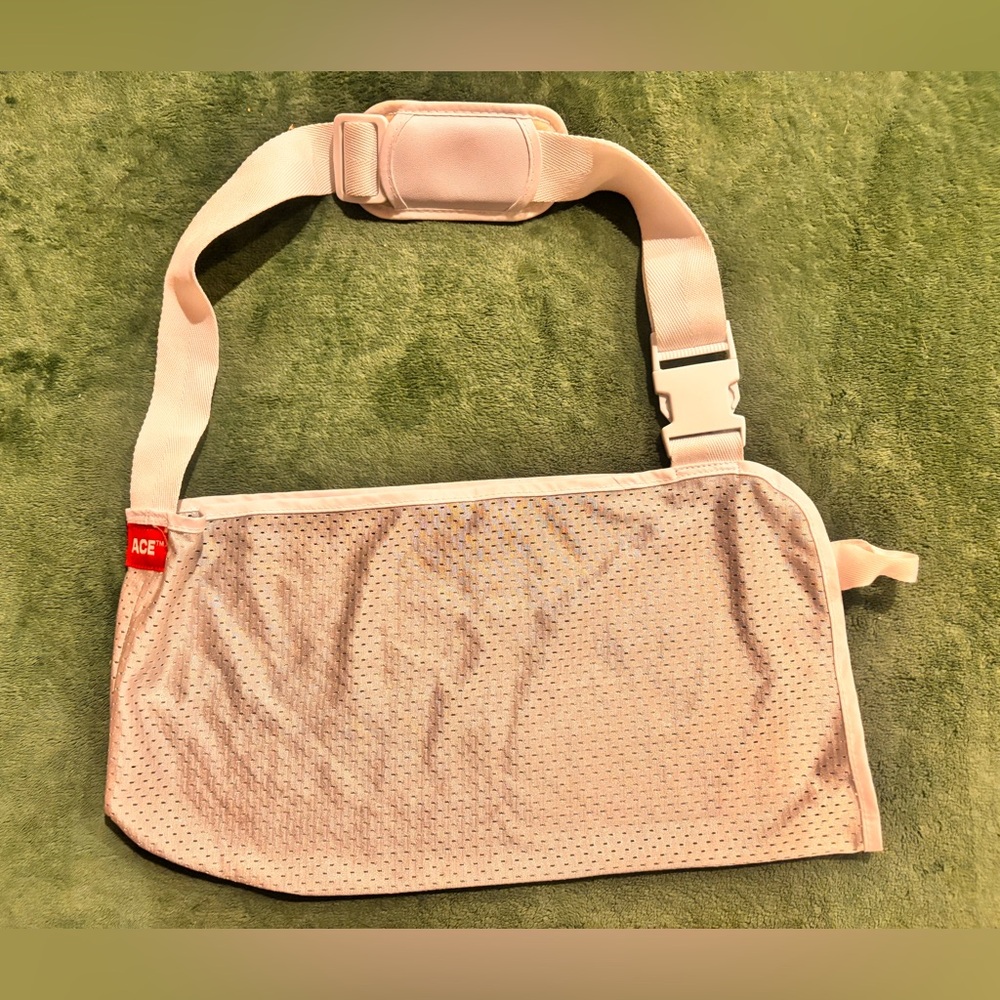 ACE By 3M Mesh Arm/Elbow Sling NWOT Size OS